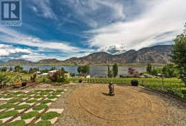 PANORAMIC VIEWS OF OSOYOOS LAKE 